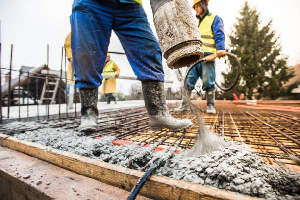 Best Concrete Pool Decks in Middletown, CA